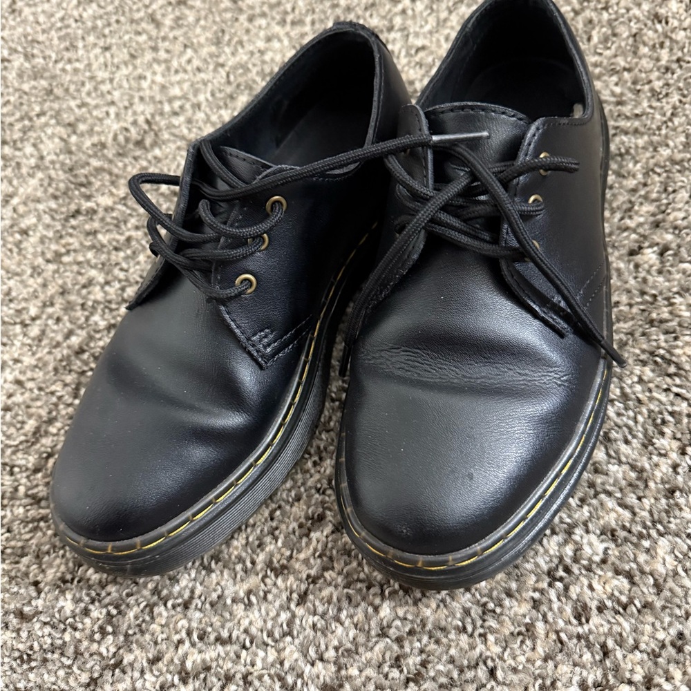 Dr. Martens Black Oxfords Minimalist Design